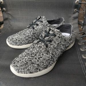 Women's Bass Sneakers